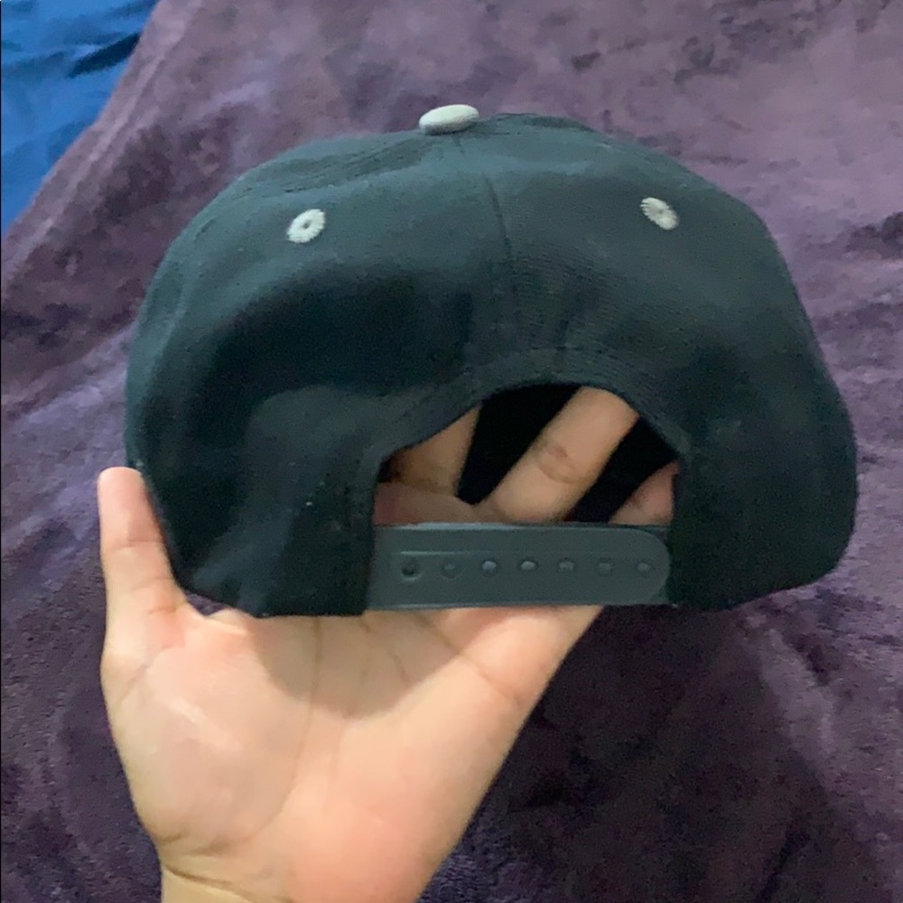 UFC hat - Picture 2 of 3